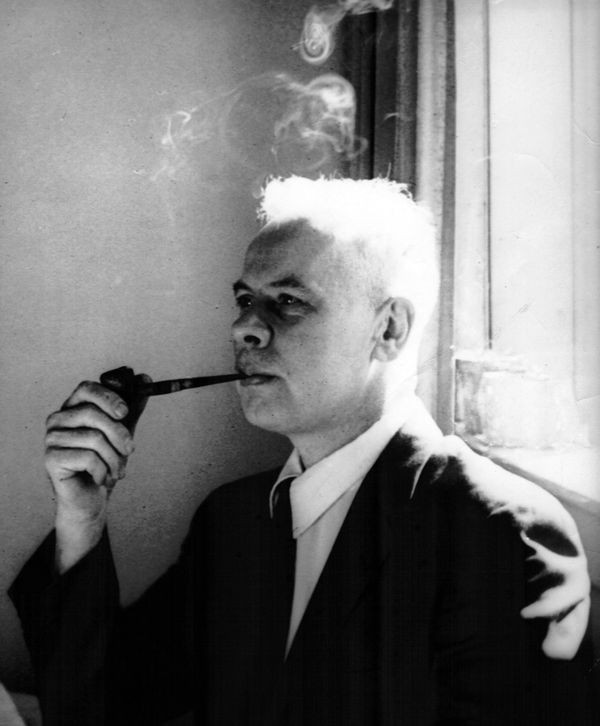جورج استیبیتز (1904-1995)