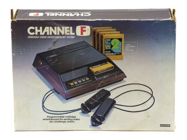 سیستم سرگرمی ویدئویی چنل اف (Channel F)3