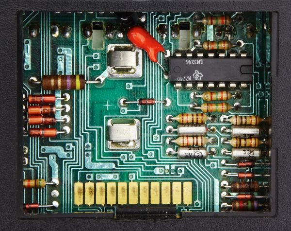 ماشین‌حساب قابل‌برنامه‌نویسی TI-592