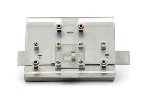 گیت باینری Z1 (نمونۀ بازسازی‌شده)2